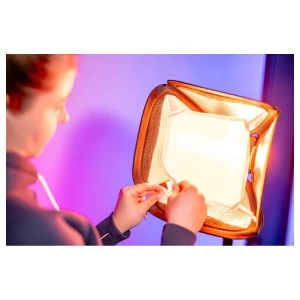 Softbox kwadratowy Newell 25 cm Mini Bowens do lampy Tara
