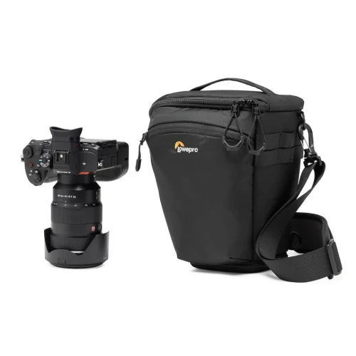 toploader-lowepro-protactic-iii-lp37495-pww-bag-with-camera.jpg