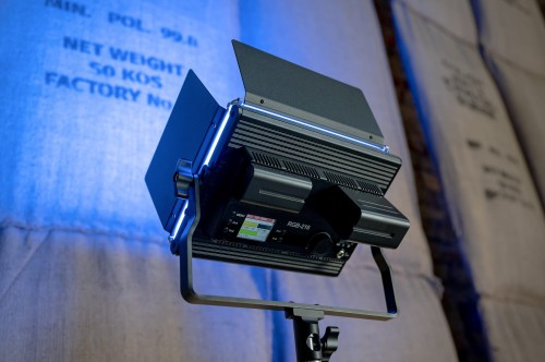 Lampa LED Newell RGB Vividha Max_14_HD.jpg