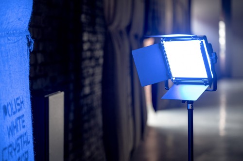 Lampa LED Newell RGB Vividha Max_15_HD.jpg