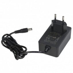 quadralite-12v-2a-zasilacz-do-thea-led.jpg