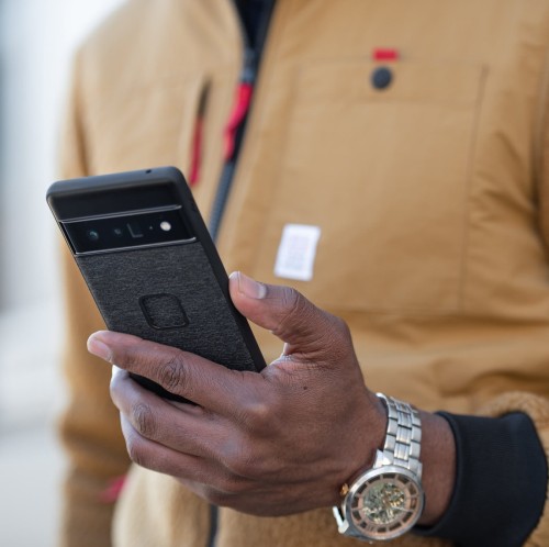 Everyday-Case-Google-Pixel-7-7Pro-lifestyle_06.jpg