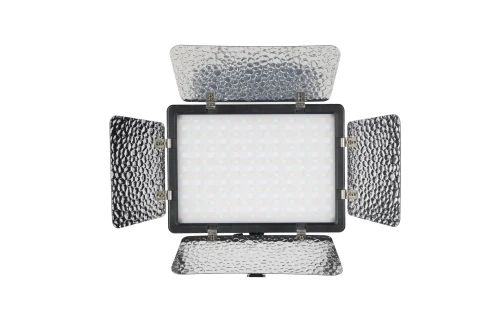 Quadralite Thea RGB 150 panel LED 1920px (4).jpg