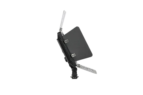 Quadralite Thea RGB 150 panel LED 1920px (6).jpg