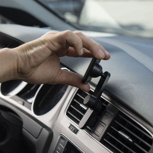 Car-Mount-Vent-Charging_M-CM-AD-BK-1_12.jpg