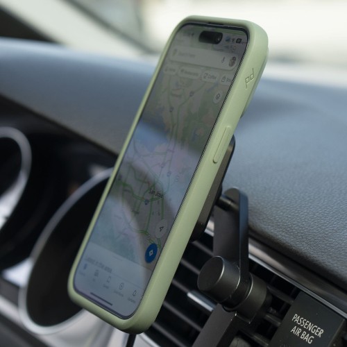 Car-Mount-Vent-Charging_M-CM-AD-BK-1_17.jpg