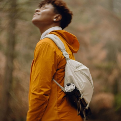 Outdoor Sling 7L Cloud_BAS-7-CD-1_Studio_11.jpeg