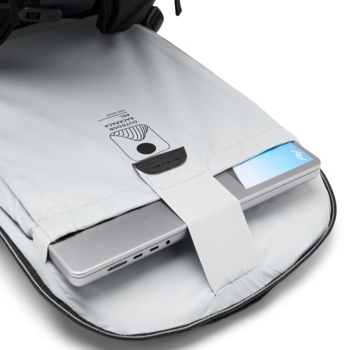 Outdoor Backpack 45L Cloud_BABP-45-CD-1_Sudio_06.jpeg